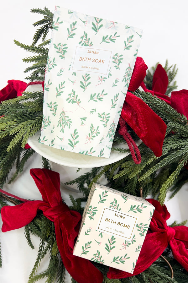 Christmas Holly Holiday Bath Soak