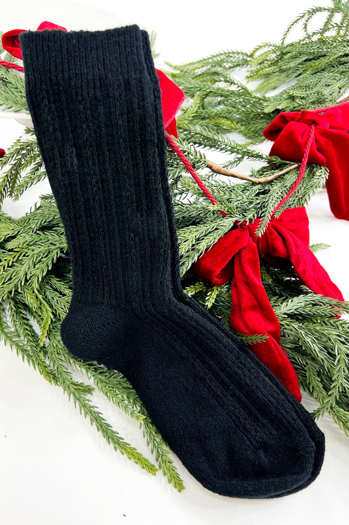 Versatile Mid Calf Fashion Socks