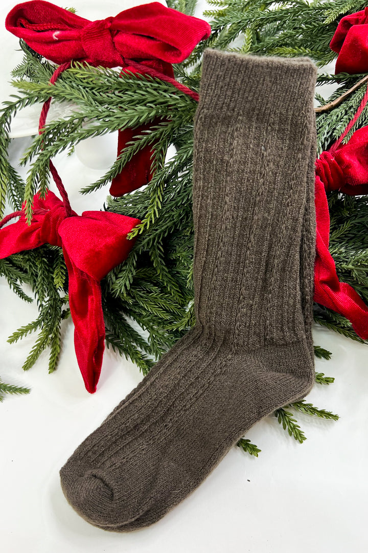 Versatile Mid Calf Fashion Socks