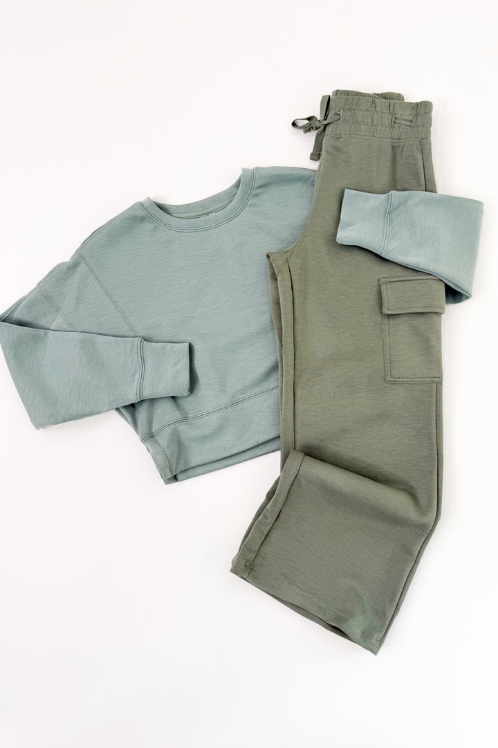 Tween Girls Scuba Pullover and Wide Leg Cargo Pant
