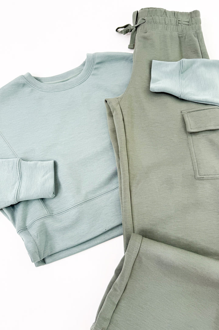 Tween Girls Scuba Pullover and Wide Leg Cargo Pant