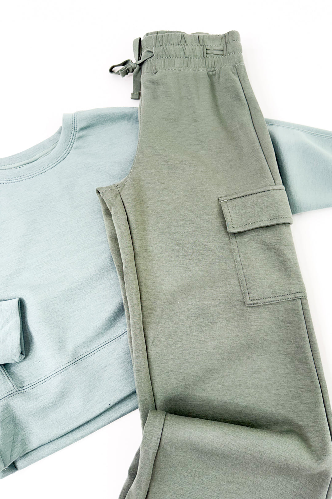 Tween Girls Scuba Pullover and Wide Leg Cargo Pant