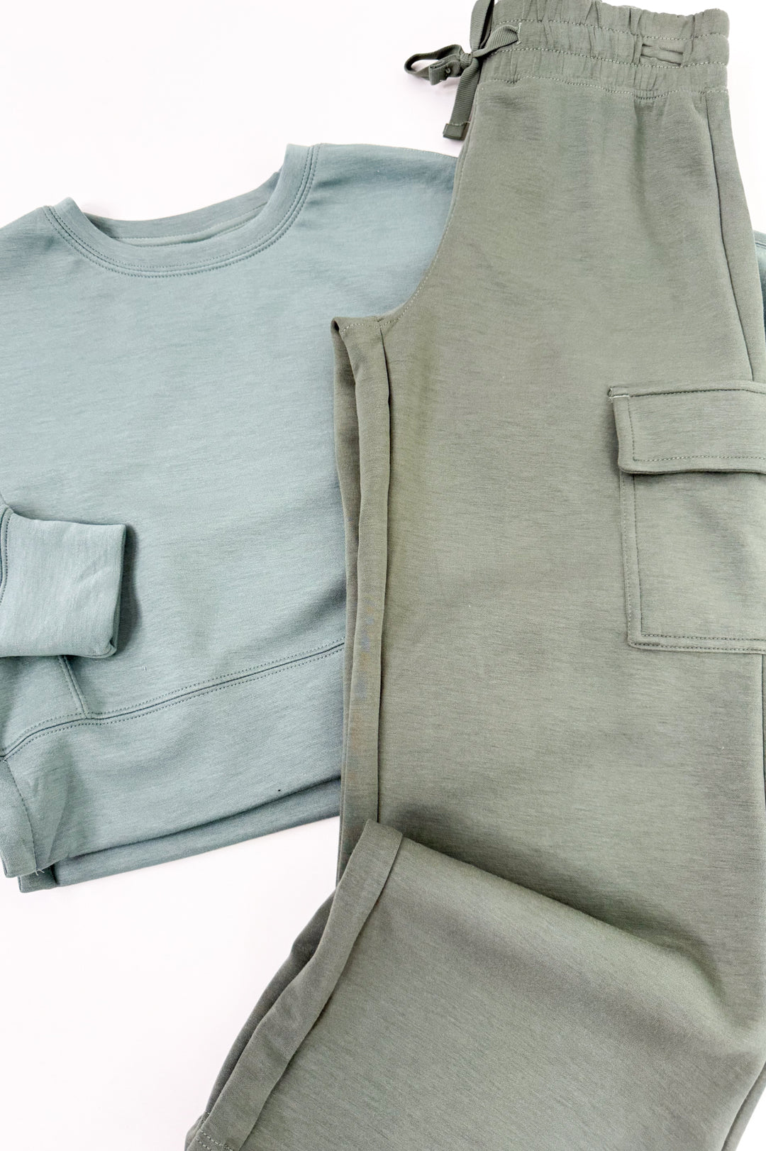 Tween Girls Scuba Pullover and Wide Leg Cargo Pant