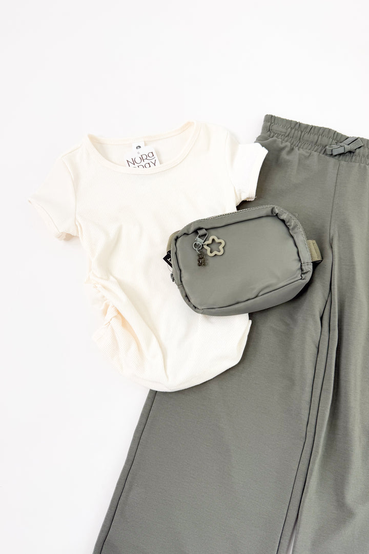 Tween Girl's Rib Tee and Wide Pant Set
