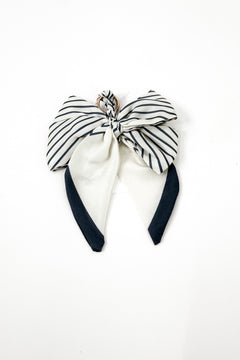 Chic Bow Shaped Keychain