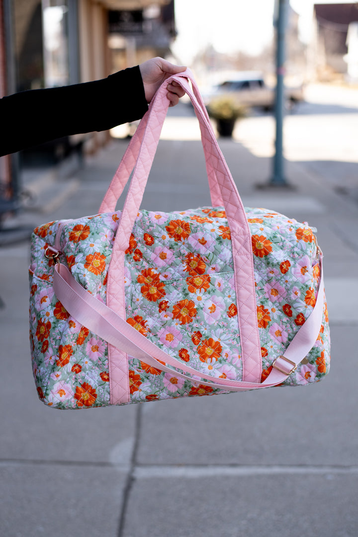 On-the-Go Quilted Weekender Bag-Bouquet Beauty