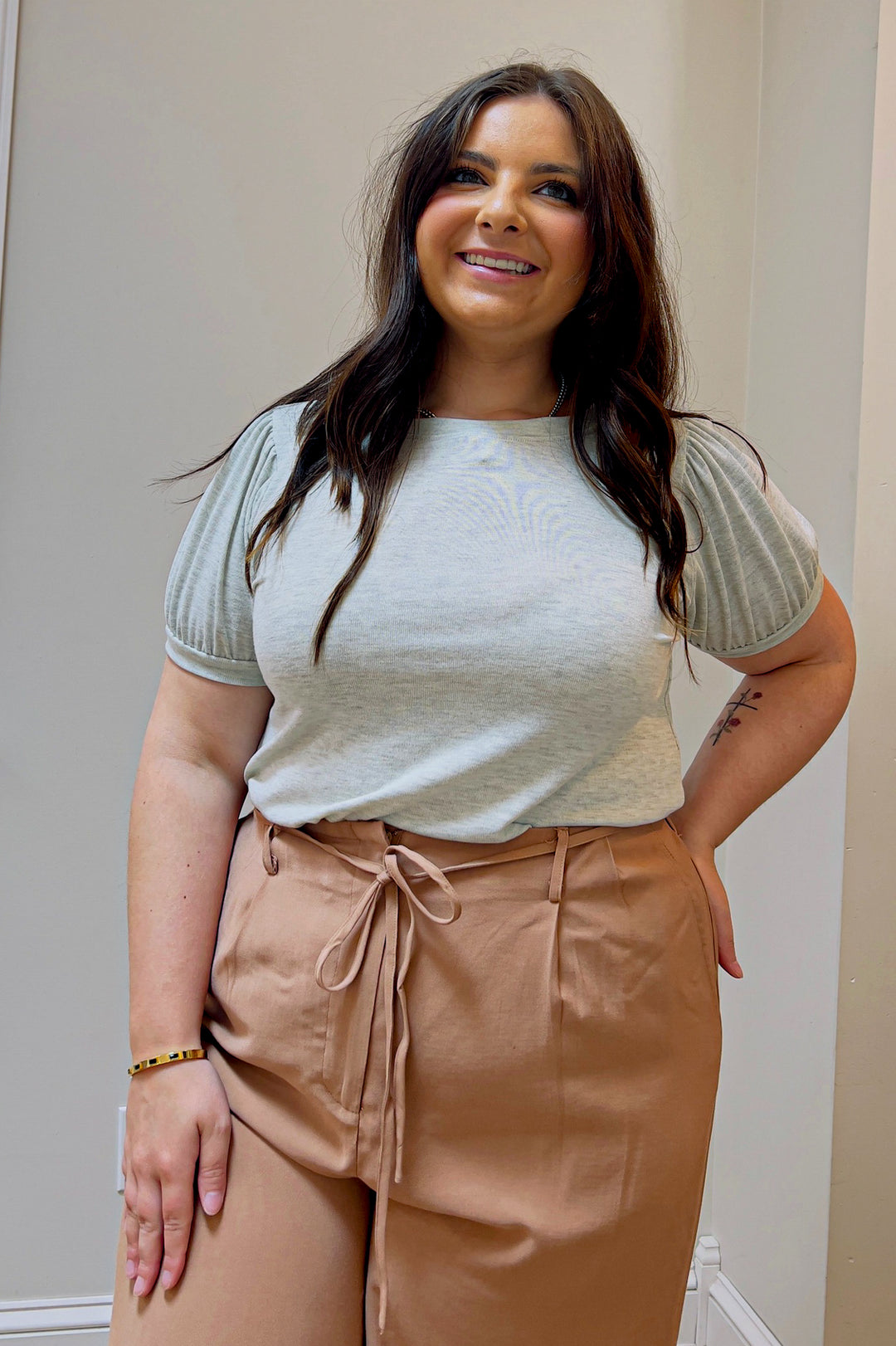 Round Neck Puff Short Sleeve Top