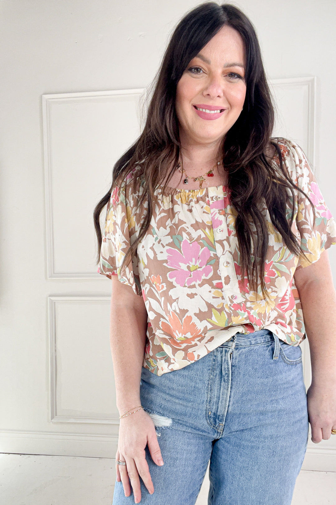 Elastic Scoop Neck Breezy Floral Linen Top