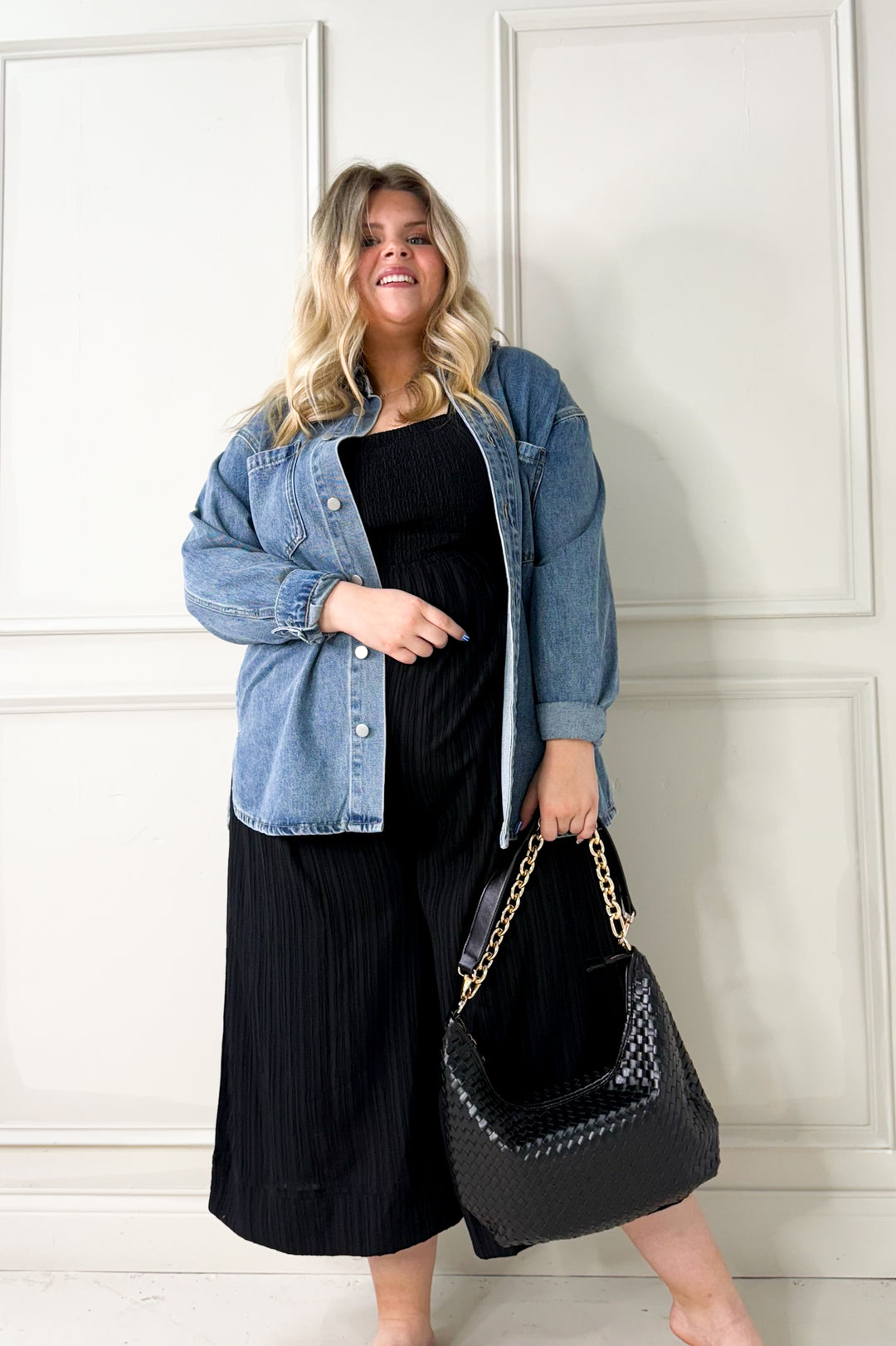 Crinkled Fabric Wide Leg Sleeveless Curvy Jumpsuit