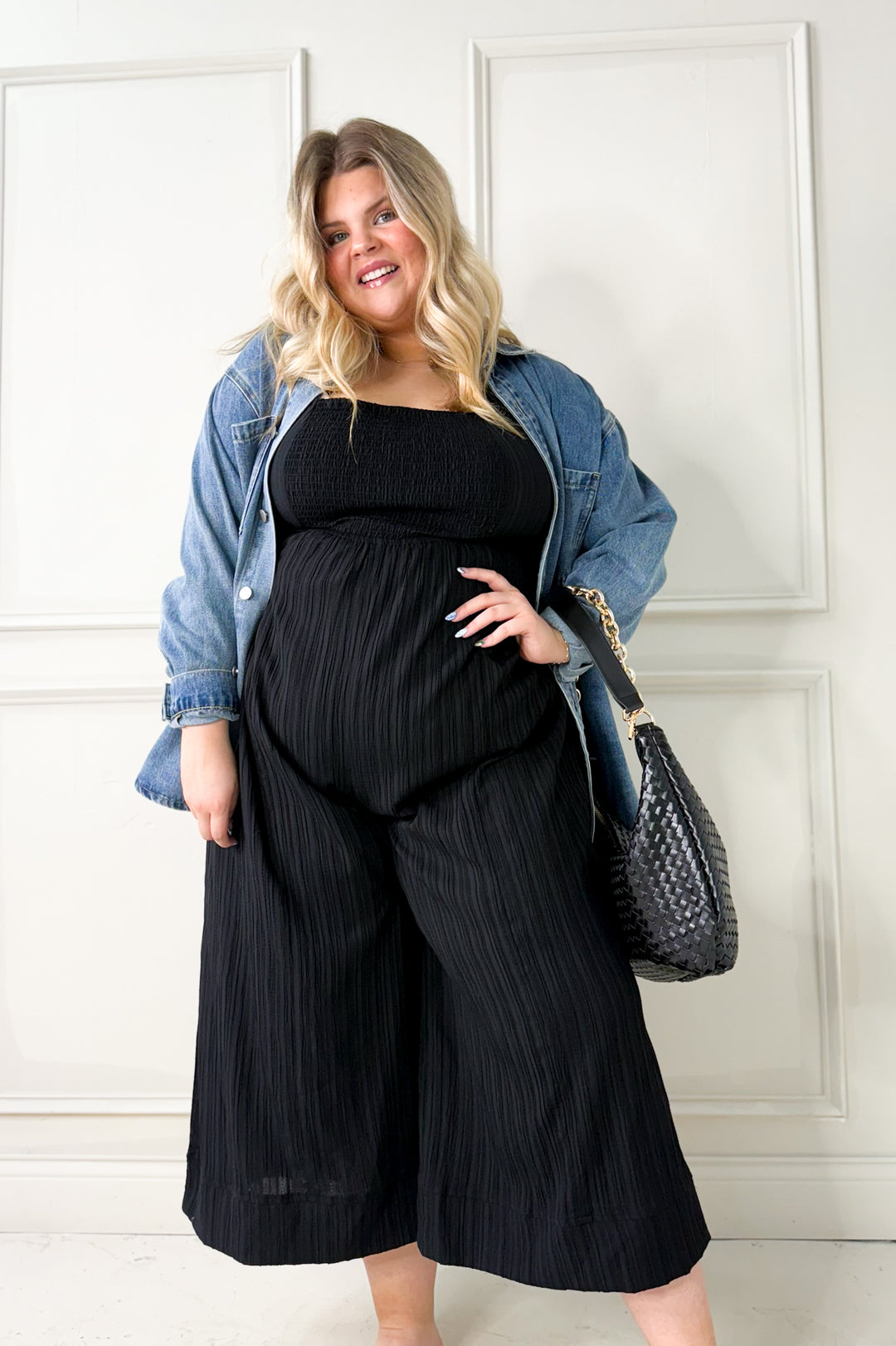 Crinkled Fabric Wide Leg Sleeveless Curvy Jumpsuit