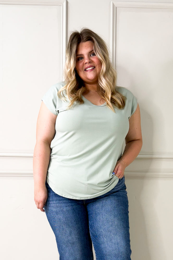 Bamboo Fiber Blend Scoop Neck Curvy Tee