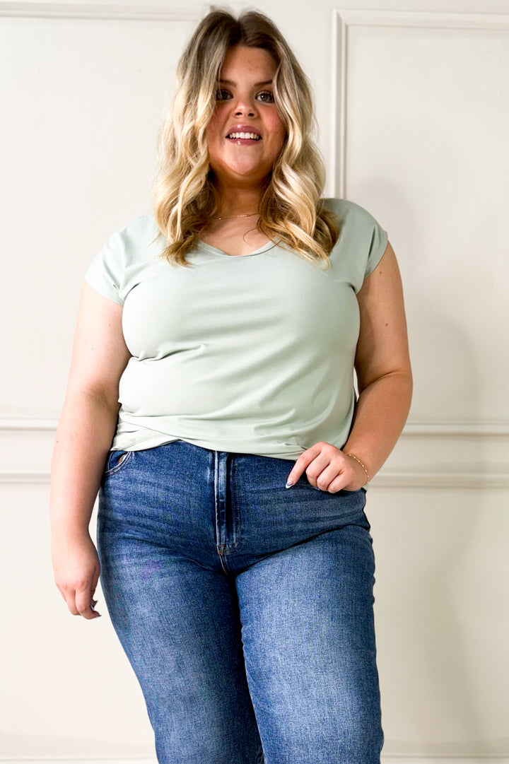 Bamboo Fiber Blend Scoop Neck Curvy Tee