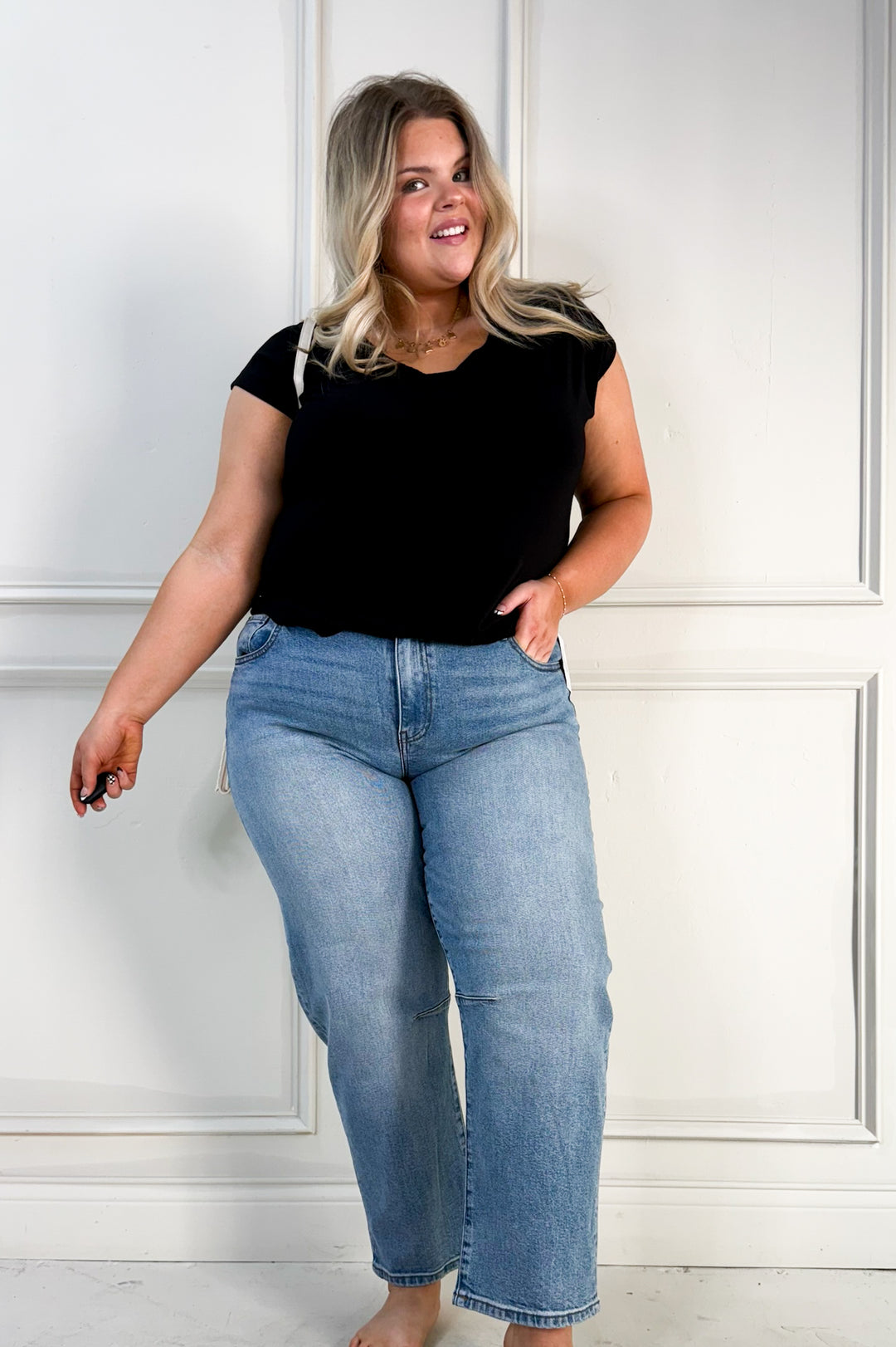 Bamboo Fiber Blend Scoop Neck Curvy Tee