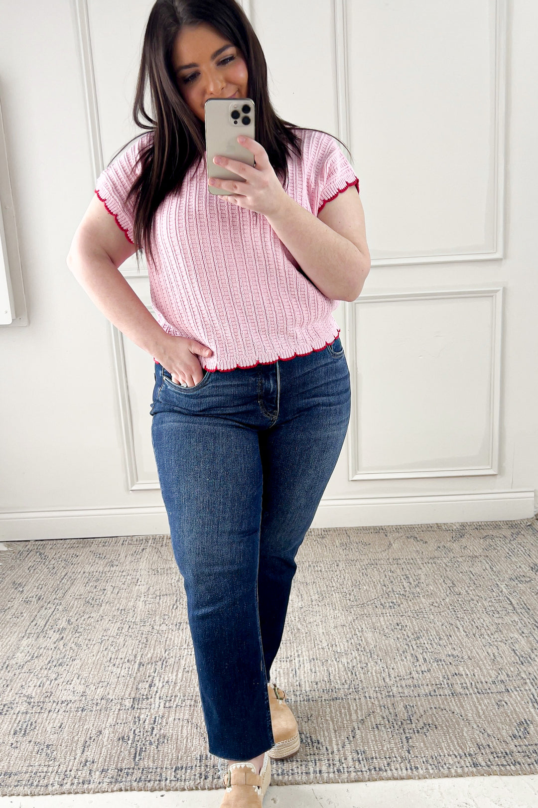 Contrast Scallop Detail Short Sleeve Sweater