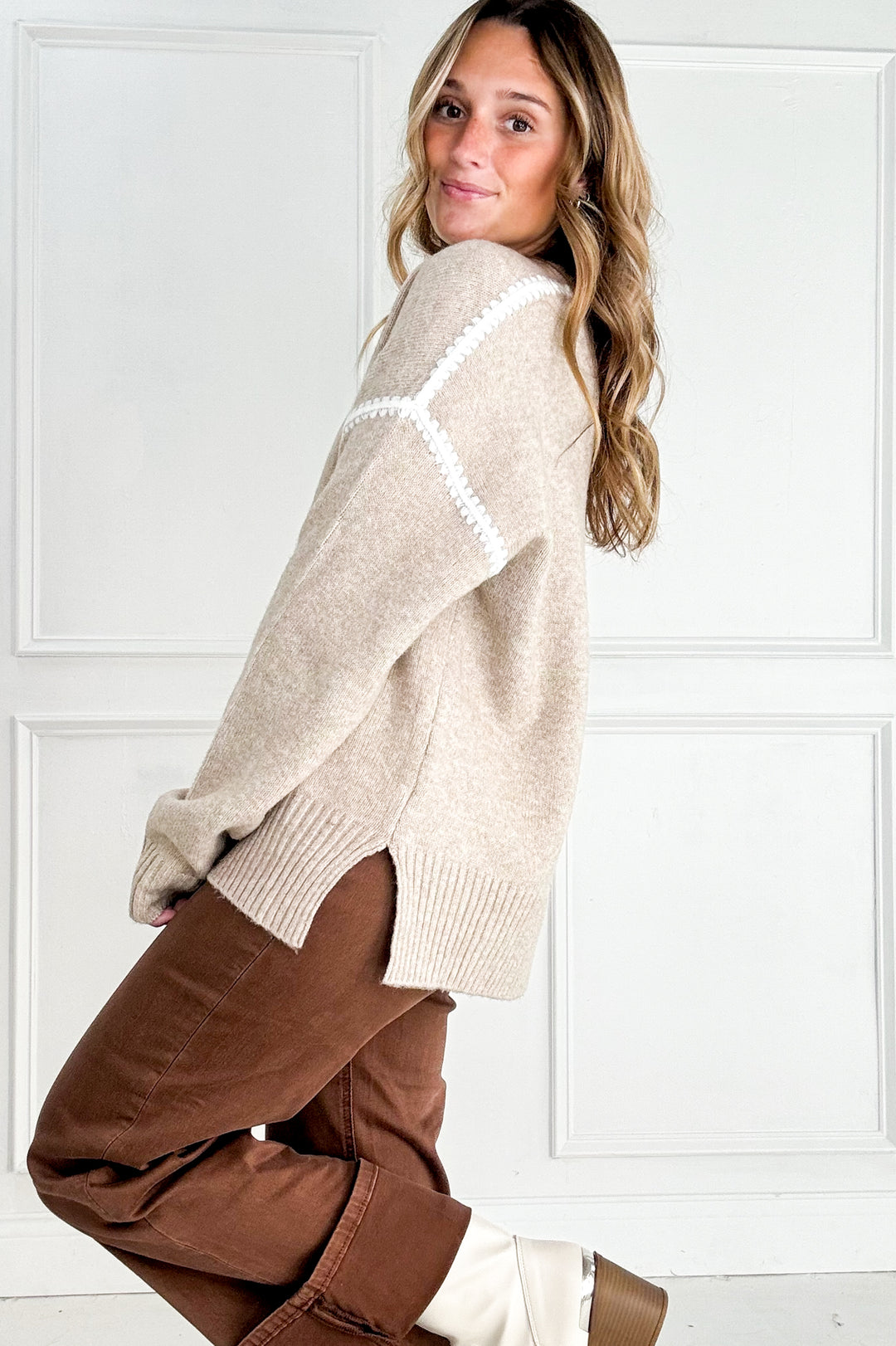 Contrast Shell Stitch Detail Sweater