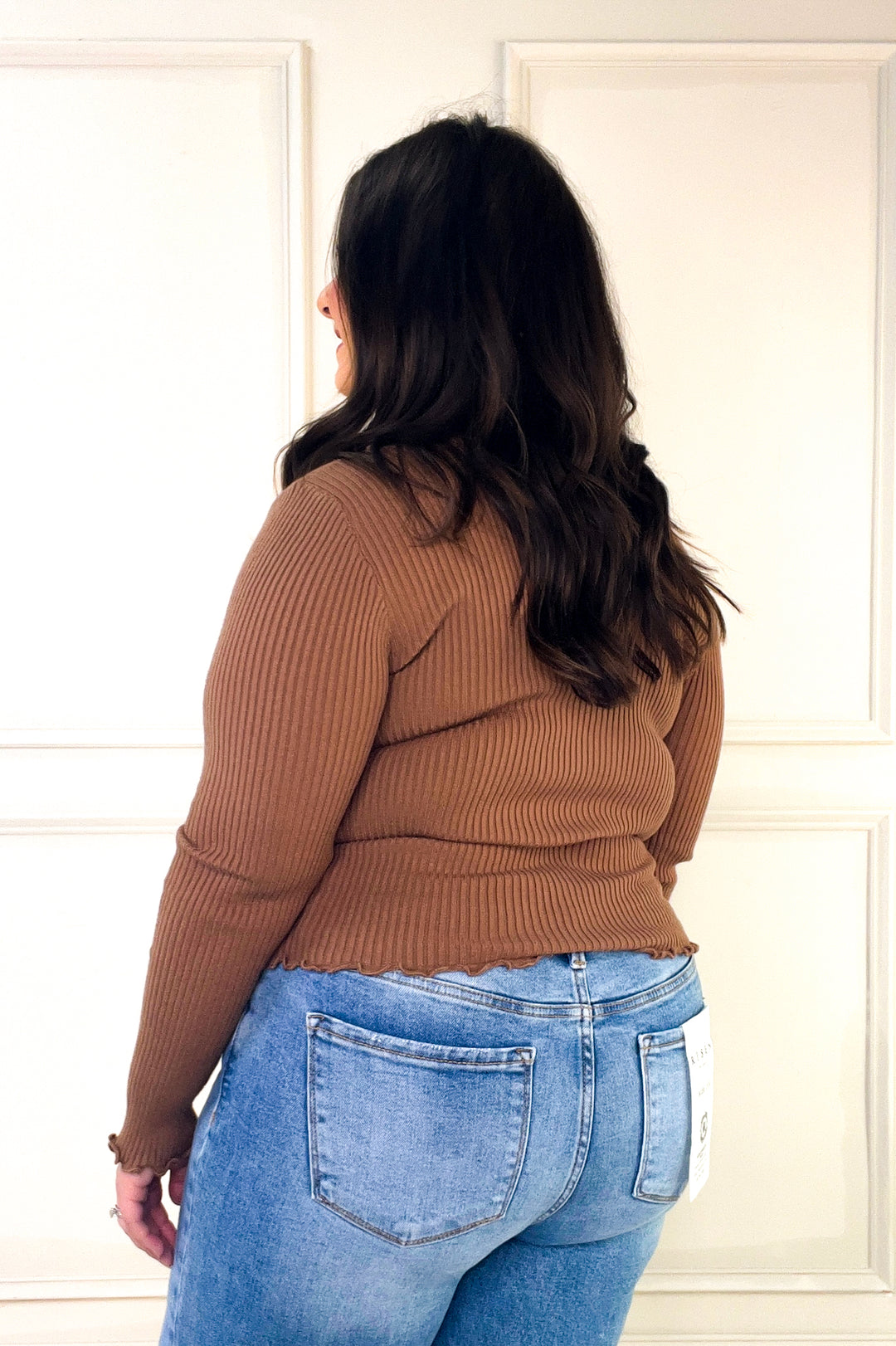 Ribbed Lettuce Trim Long Sleeve Top