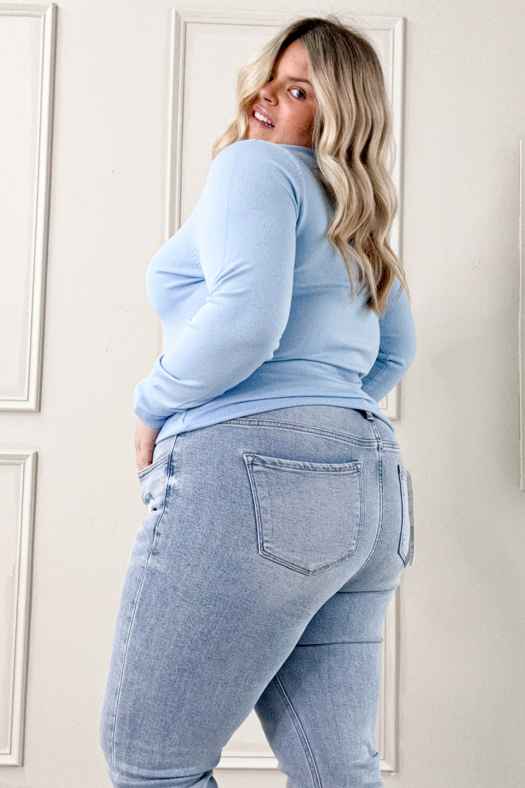 Basic Crewneck Soft Knit Curvy Sweater