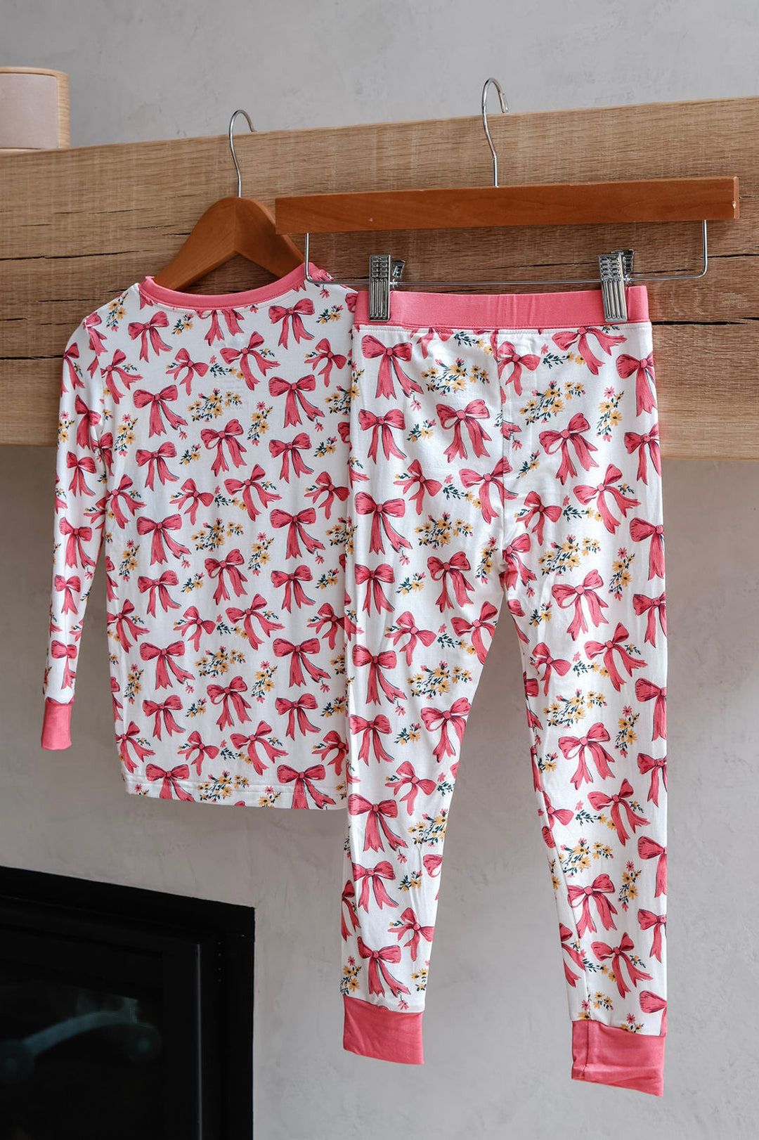 Girls Blooms & Bows Bamboo Set
