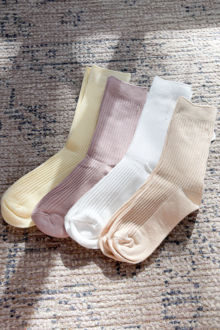 Sporty Ribbed Socks