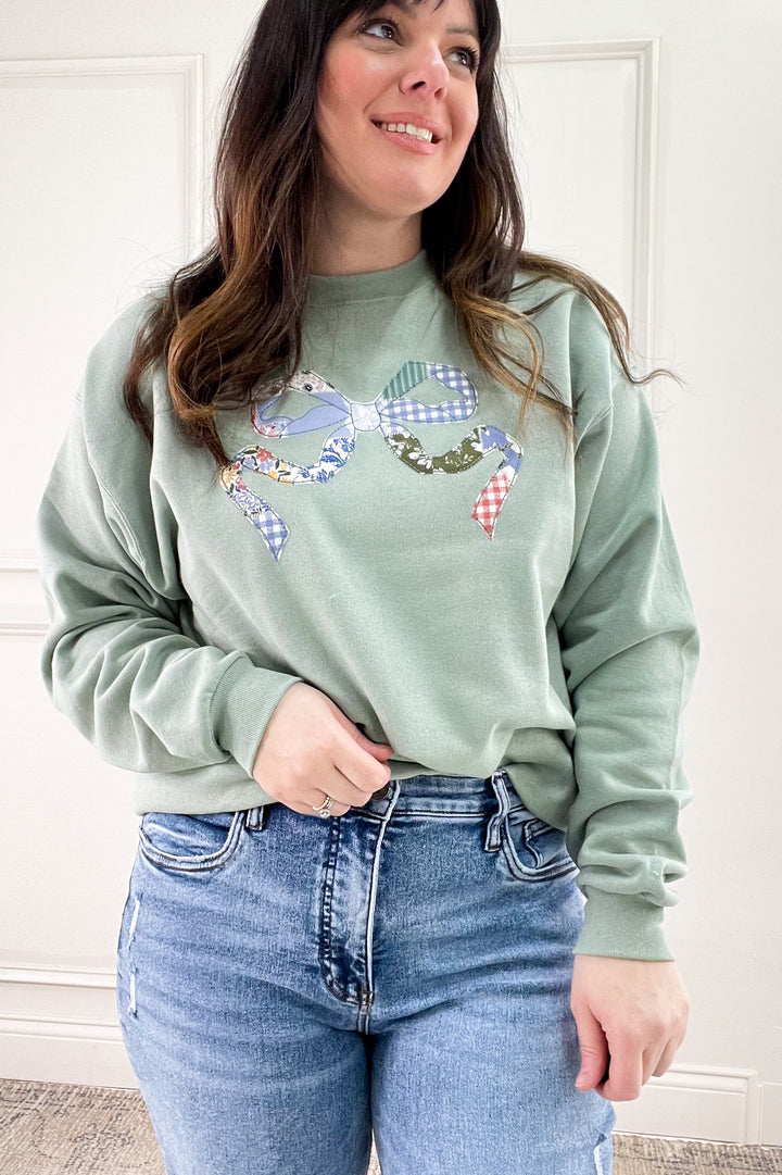 Quilted Embroidered Bow Sweatshirt