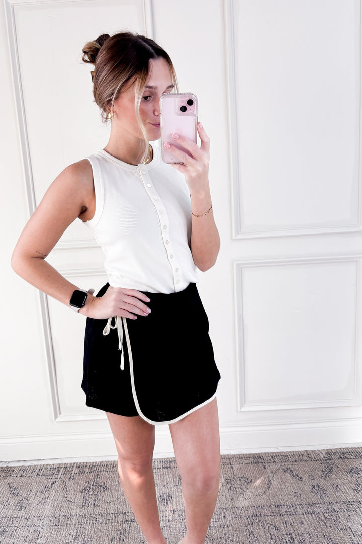 Arcadia Piping Detail Linen Skort