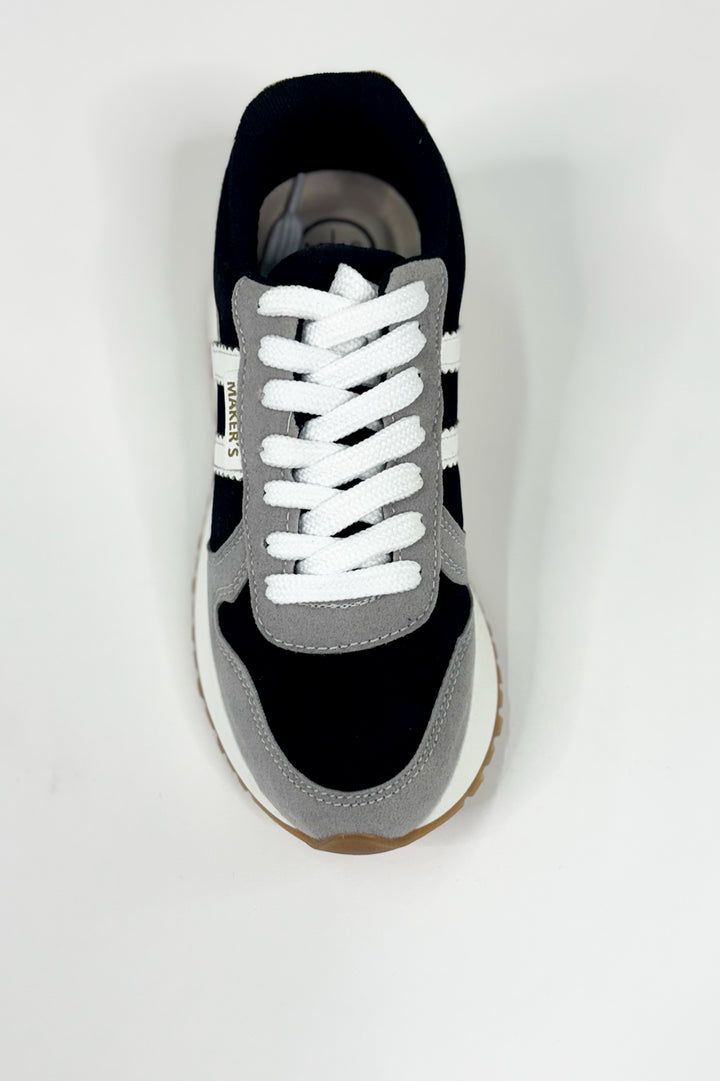 Contrast Panel Tennis Style Sneakers