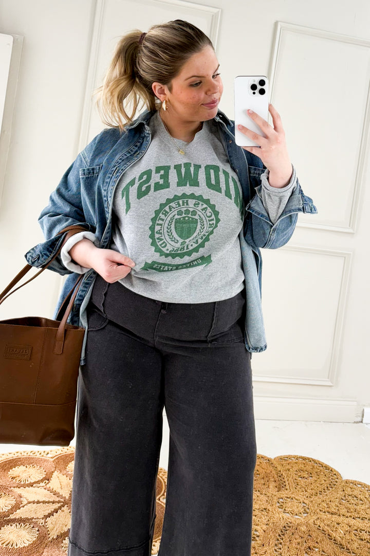 Midwest Americas Heartland Curvy Graphic Sweatshirt