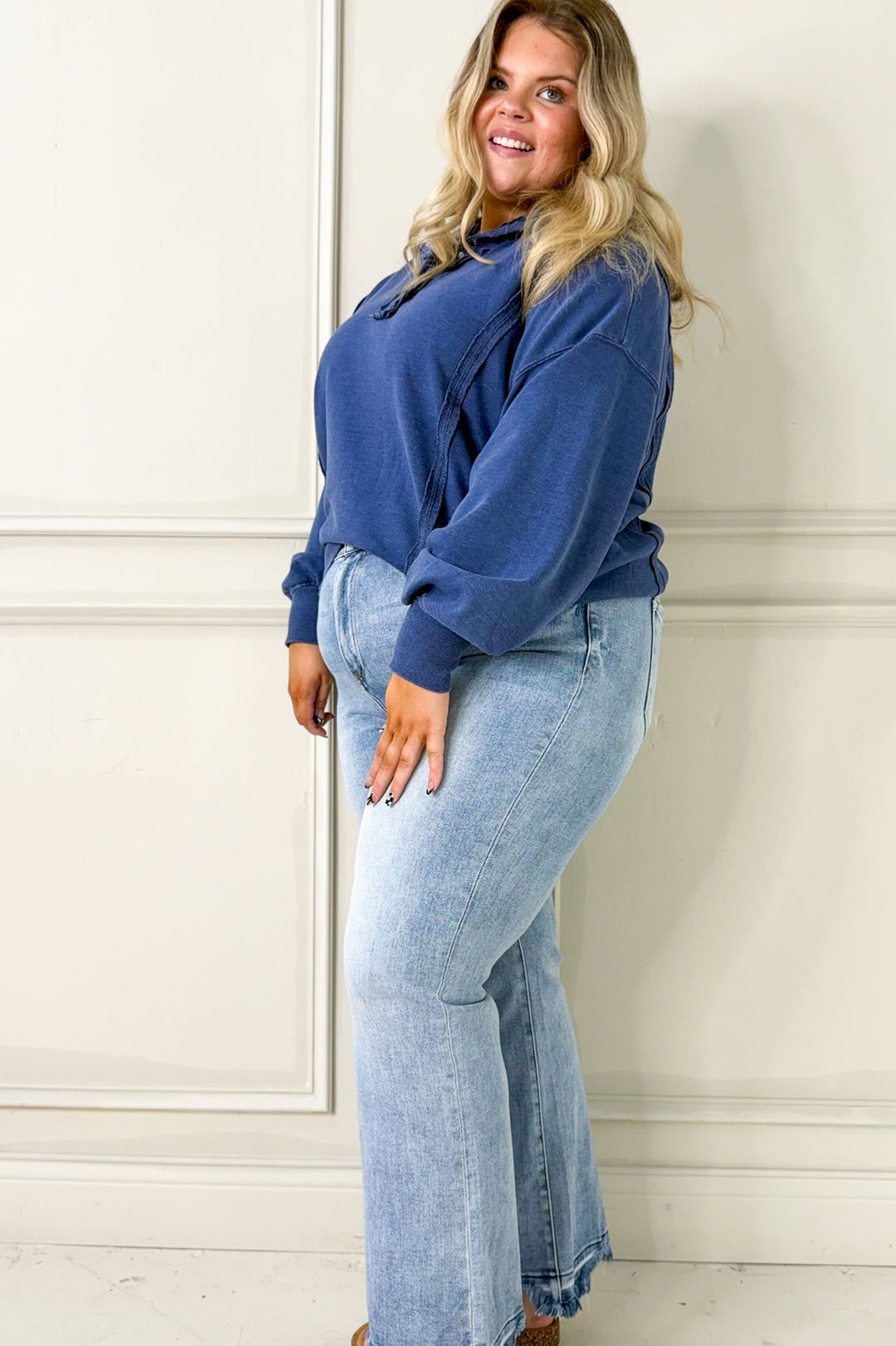 Mineral Washed French Terry Curvy Sweatshirt