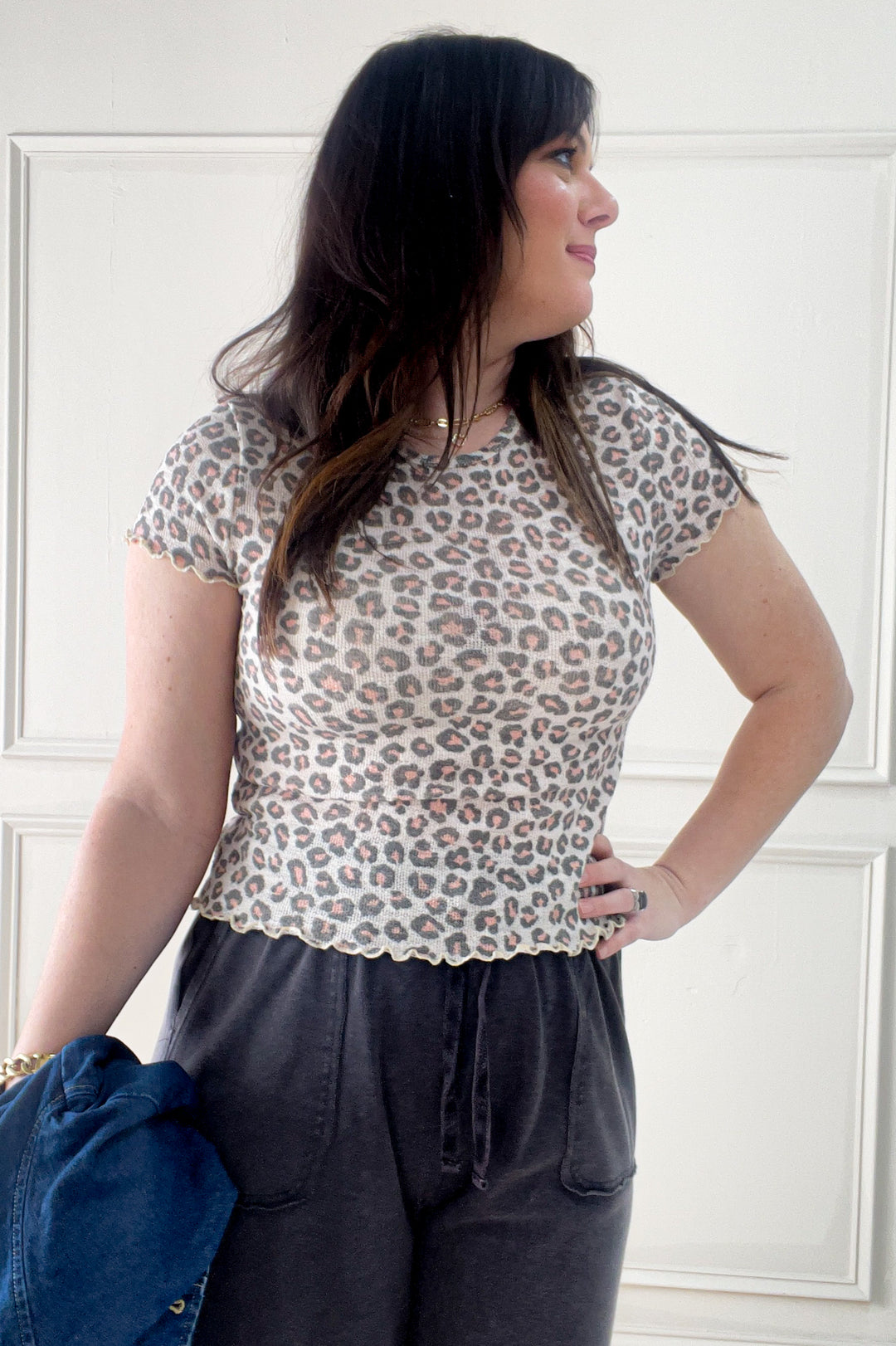 Frill Hem Leopard Print Short Sleeve Crop Top