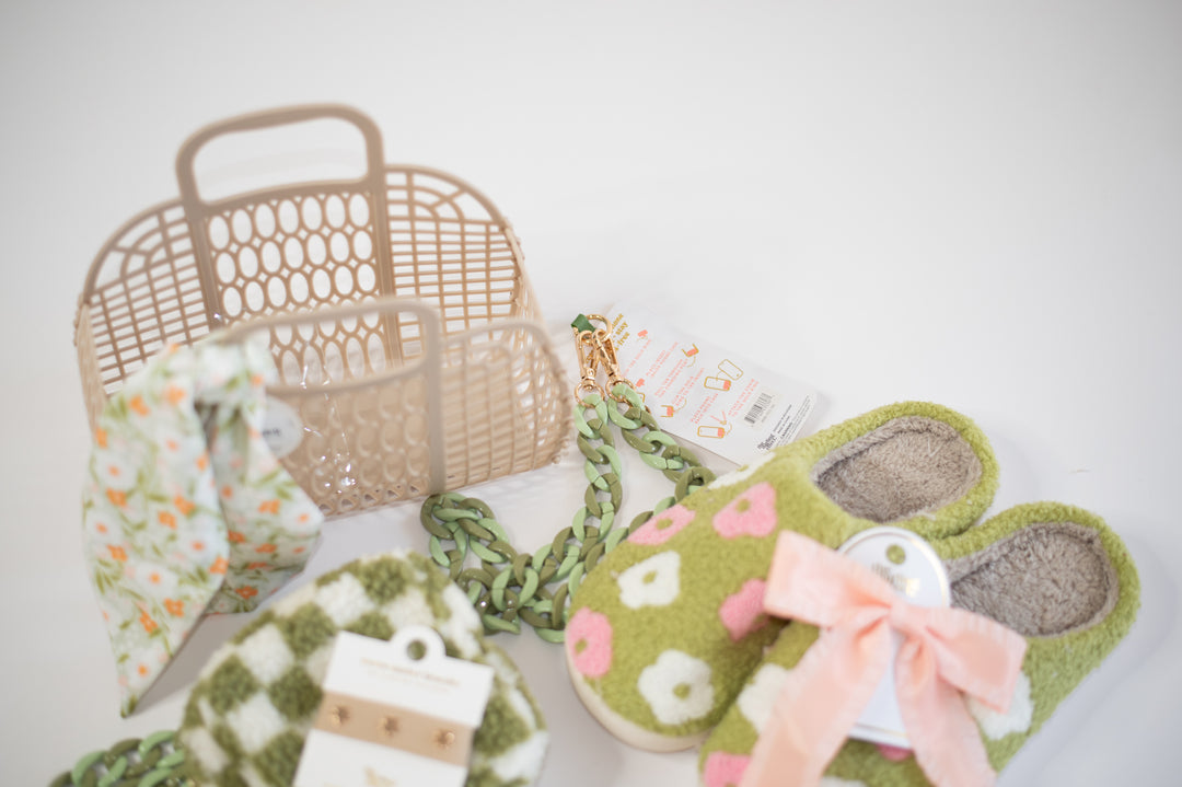 Sweet Pea Gift Basket