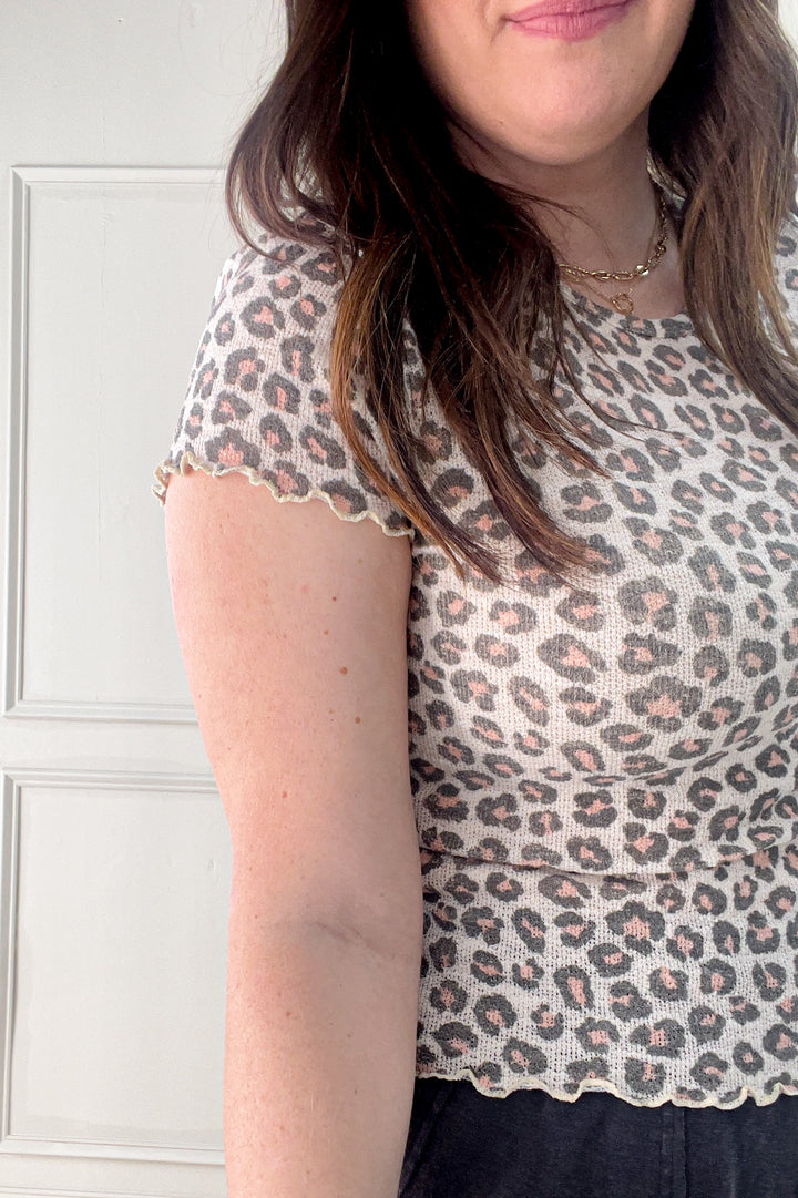 Frill Hem Leopard Print Short Sleeve Crop Top
