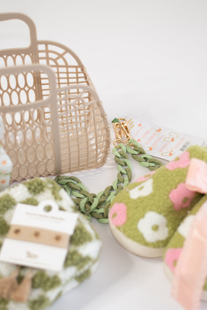 Sweet Pea Gift Basket