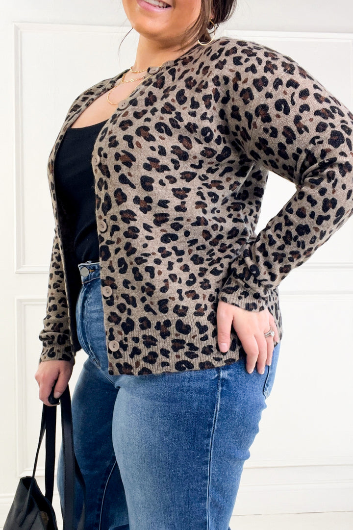 Stretchy Leopard Printed Sweater Cardigan
