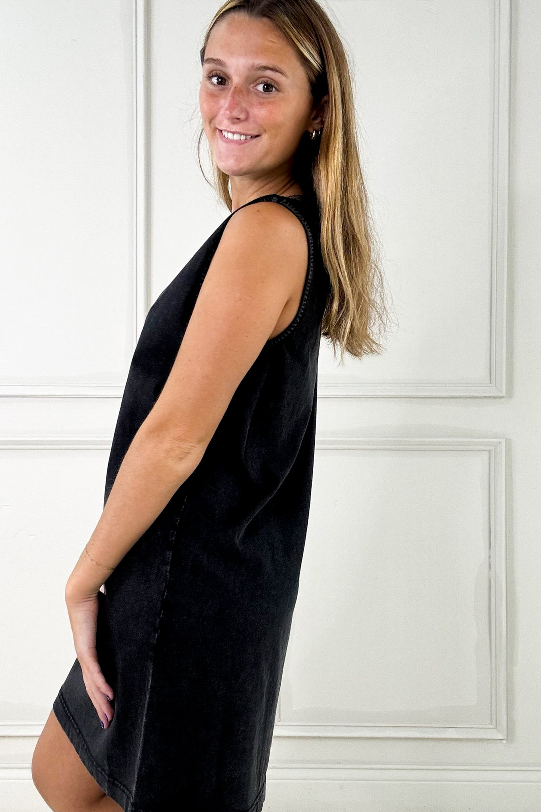 Z Supply- Sleeveless Bra Friendly Side Slit Midi Dress