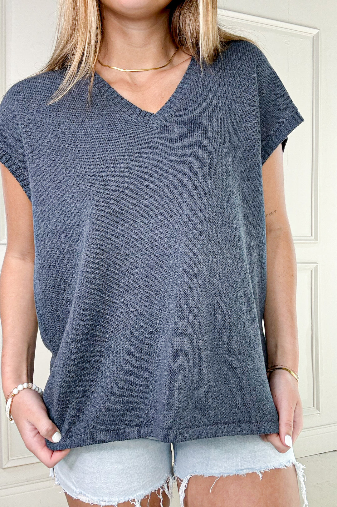 Lightweight Sweater Vest