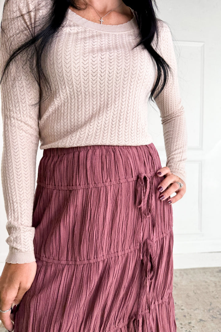 Graceful Side Slit & Bow Tiered Midi Skirt: