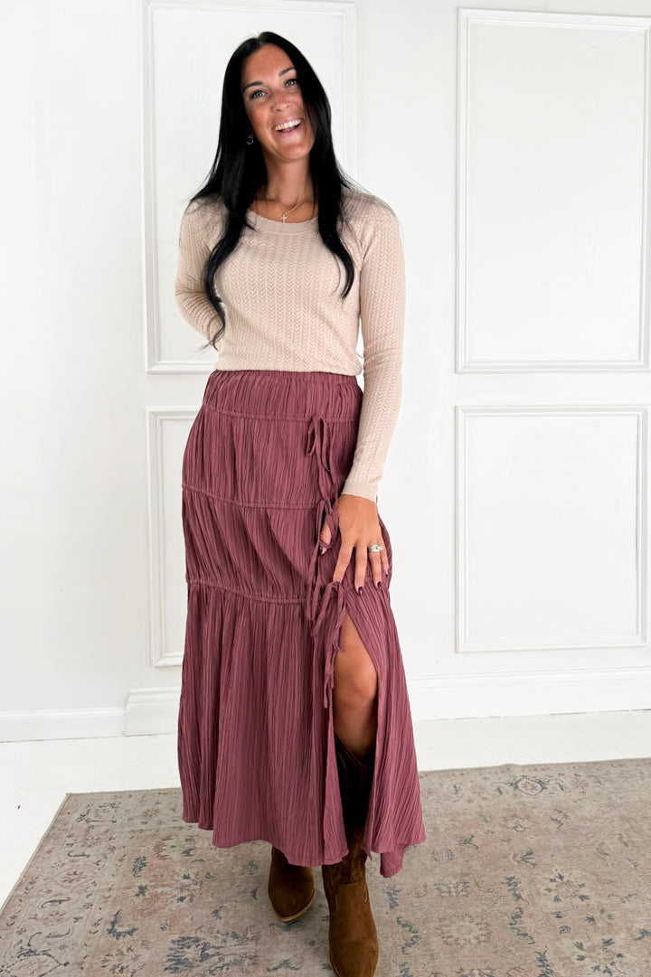 Graceful Side Slit & Bow Tiered Midi Skirt: