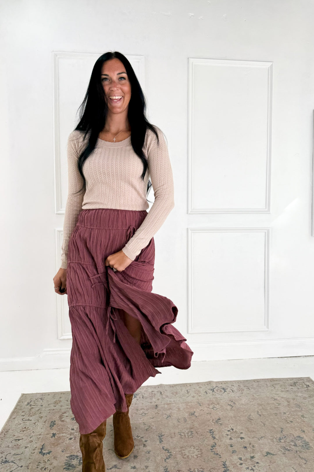 Graceful Side Slit & Bow Tiered Midi Skirt: