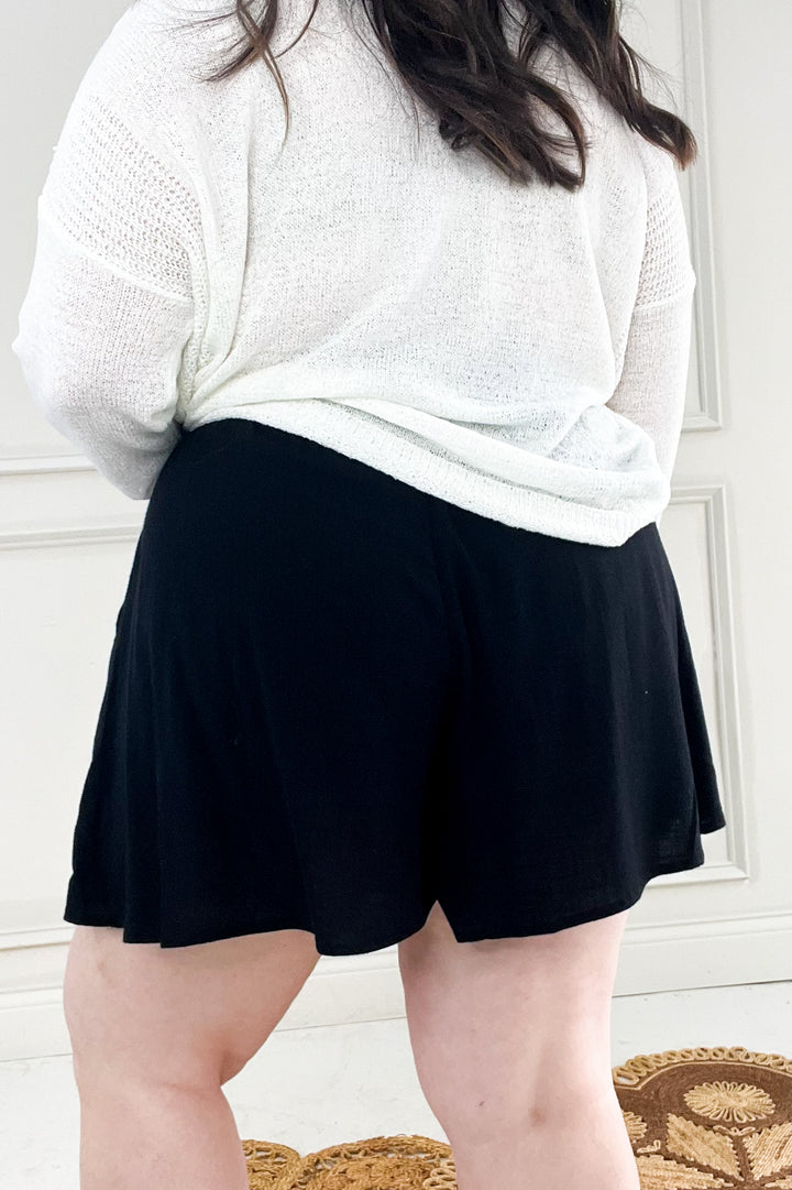 Woven Elastic Band Flowy Pocket Shorts