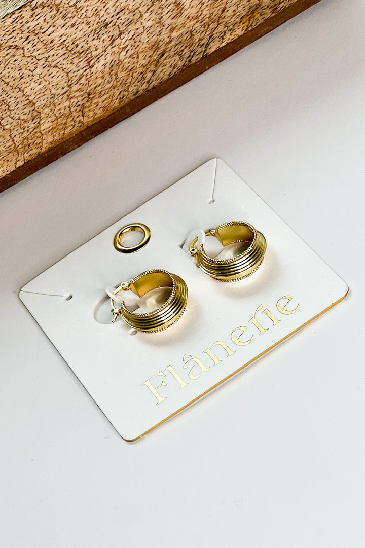 Irving 18K Gold Textured Hoop Earring