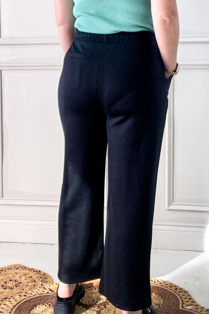 Kit Cropped Drawstring Sweatpants