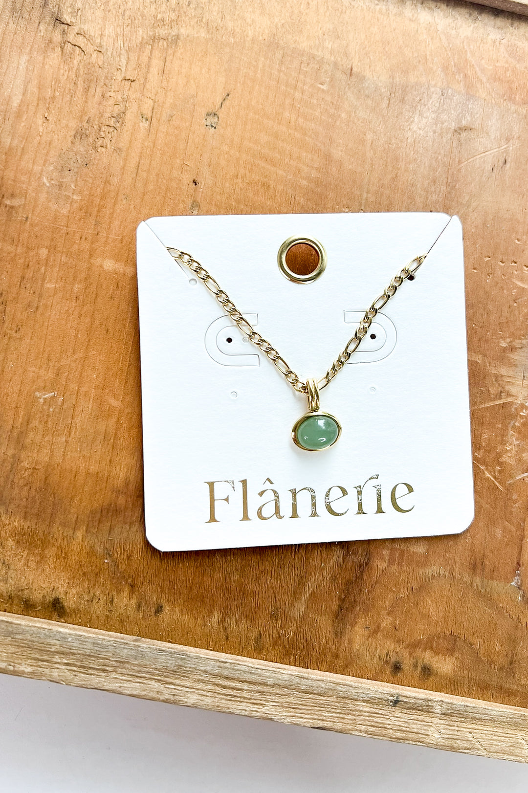 Green Stone Pendant Chain Necklace
