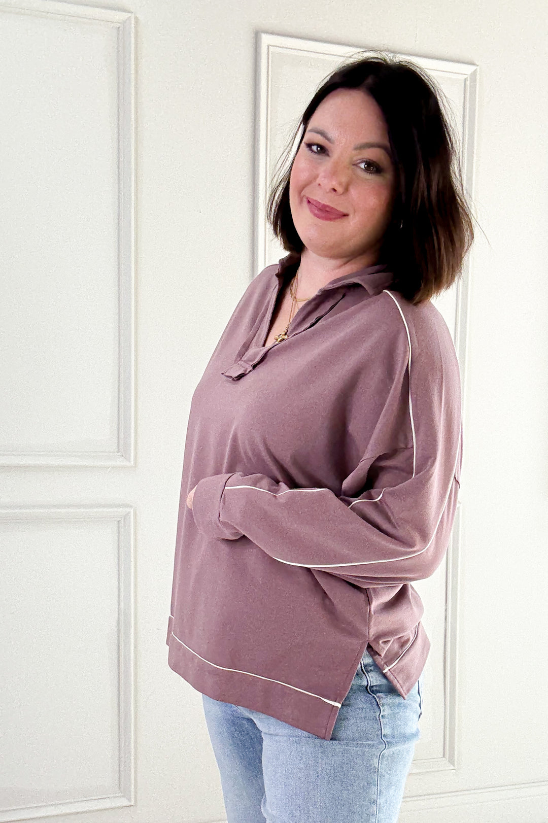 Coastline Collared Contrast Piping Pullover