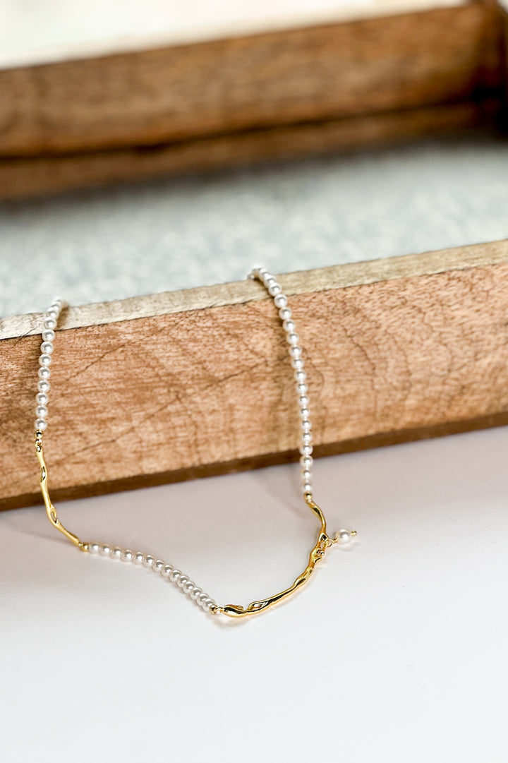 Maylis 18K Gold Classic Pearl Necklace