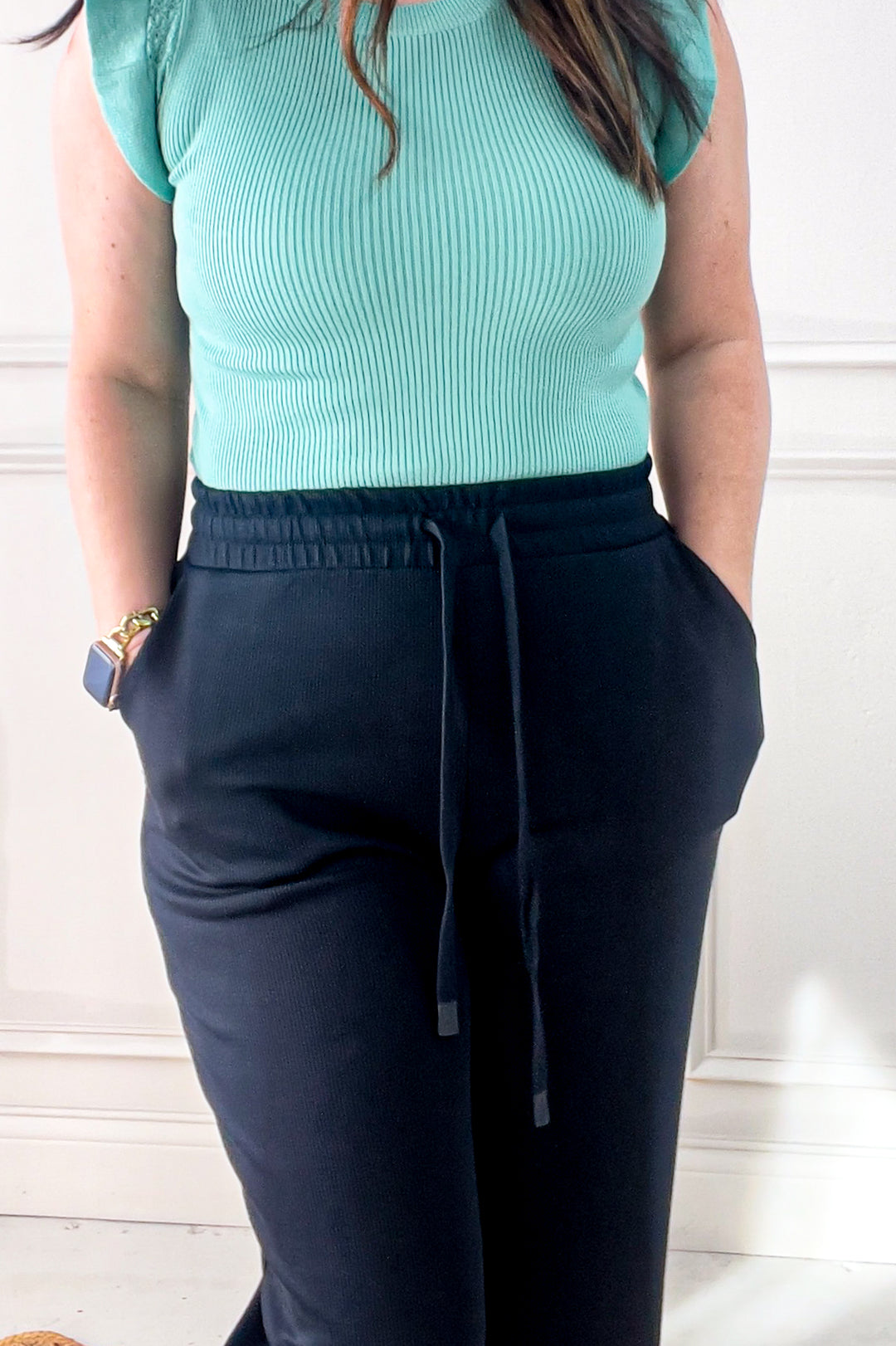 Kit Cropped Drawstring Sweatpants