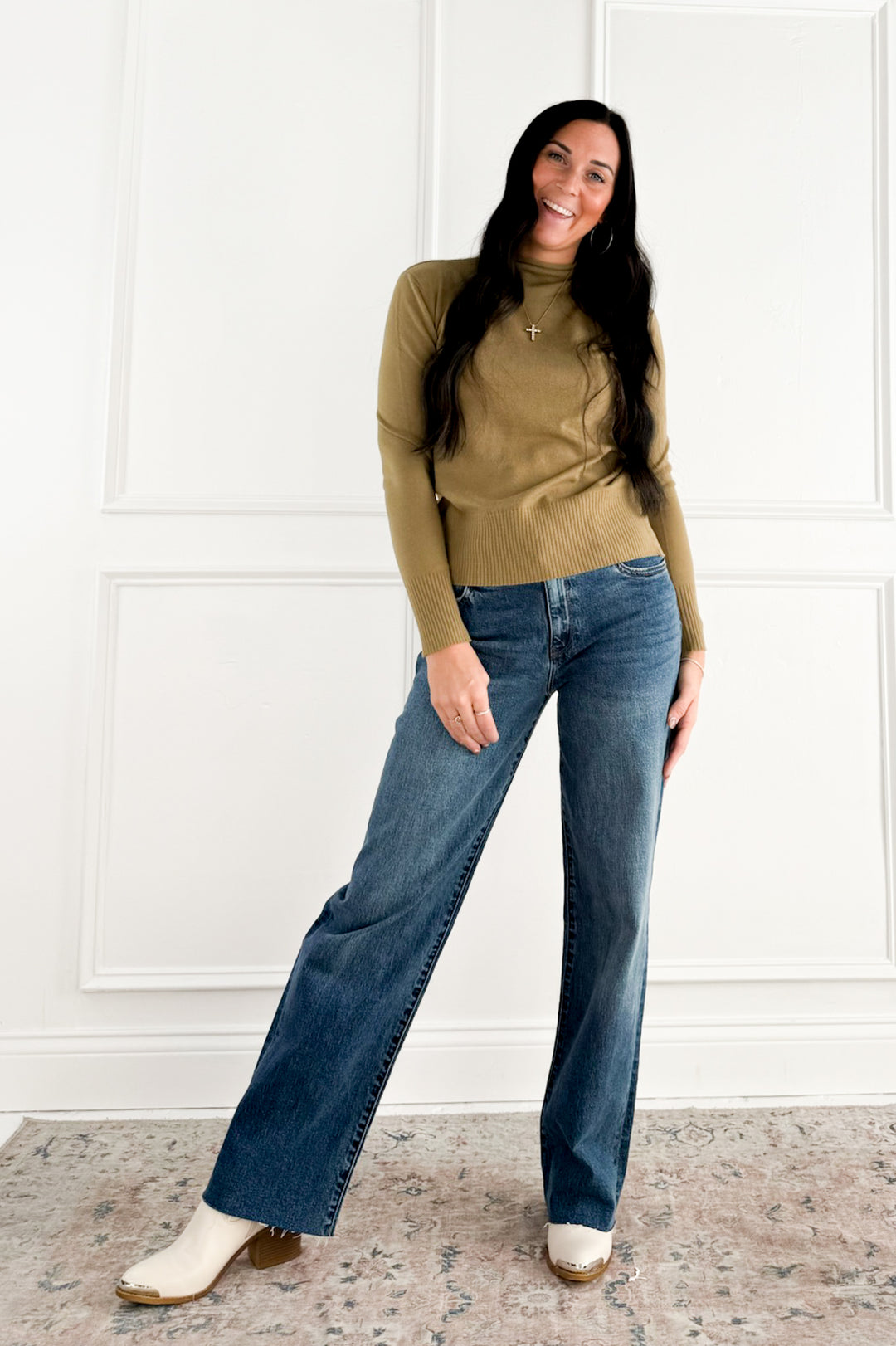 Raw Edge Basic Mock Neck Sweater