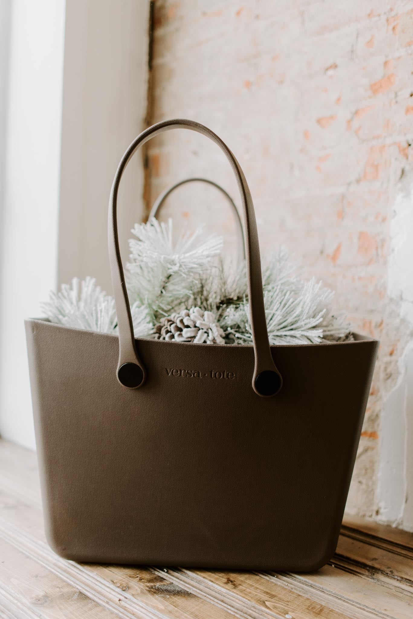 Carrie All Versa Tote-Coffee