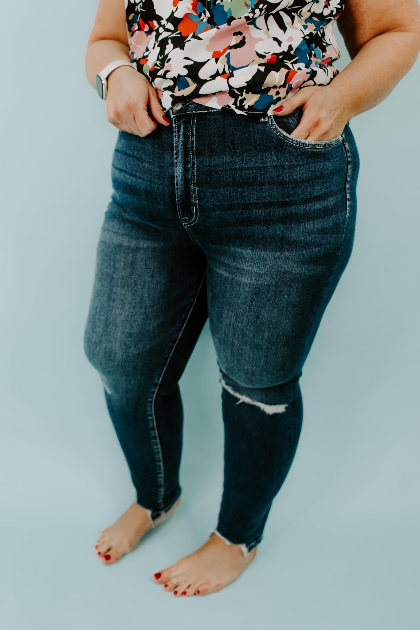 Maddie Curvy Distressed Skinny Jeans
